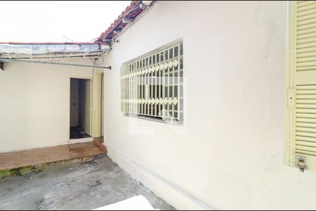 Casa à venda com 65m², 2 quartos e 1 vagaQuintal