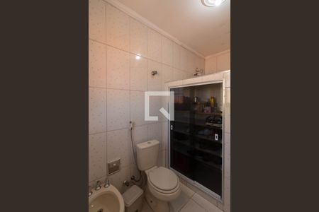 Casa à venda com 160m², 3 quartos e 2 vagas Casa à venda com 160m², 3 quartos e 2 vagasBanheiro