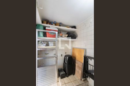 Casa à venda com 160m², 3 quartos e 2 vagas Casa à venda com 160m², 3 quartos e 2 vagasQuarto de Serviço