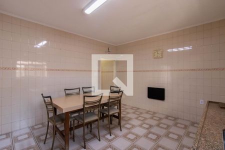 Casa à venda com 160m², 3 quartos e 2 vagas Casa à venda com 160m², 3 quartos e 2 vagasCozinha