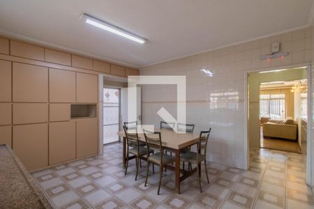 Casa à venda com 160m², 3 quartos e 2 vagas Casa à venda com 160m², 3 quartos e 2 vagasCozinha
