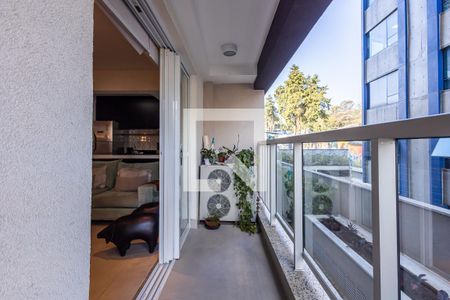 Varanda de apartamento à venda com 1 quarto, 57m² em Vila Madalena, São Paulo