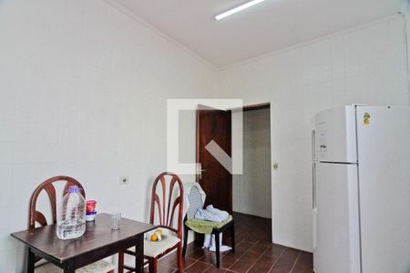 Casa para alugar com 200m², 3 quartos e 2 vagasCozinha