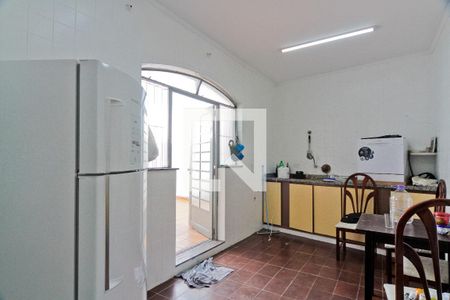 Casa para alugar com 200m², 3 quartos e 2 vagasCozinha