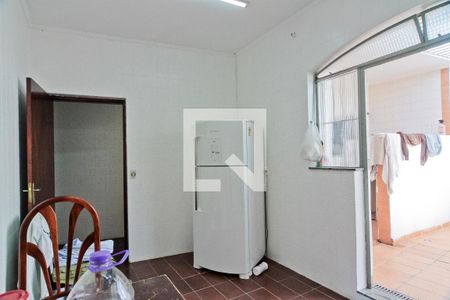 Casa para alugar com 200m², 3 quartos e 2 vagasCozinha