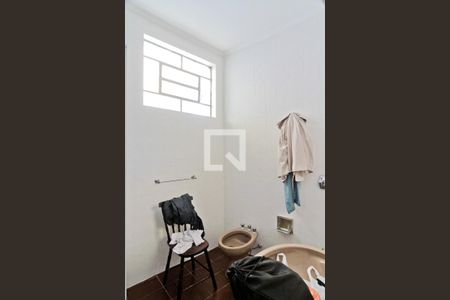 Casa para alugar com 200m², 3 quartos e 2 vagasBanheiro