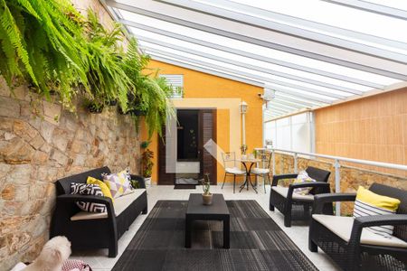 Casa para alugar com 200m², 3 quartos e 2 vagas Casa para alugar com 200m², 3 quartos e 2 vagasCobertura