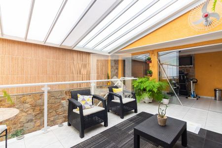 Casa para alugar com 200m², 3 quartos e 2 vagas Casa para alugar com 200m², 3 quartos e 2 vagasCobertura