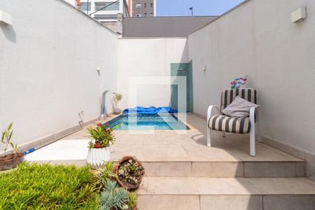 Casa à venda com 160m², 2 quartos e 1 vagaQuintal