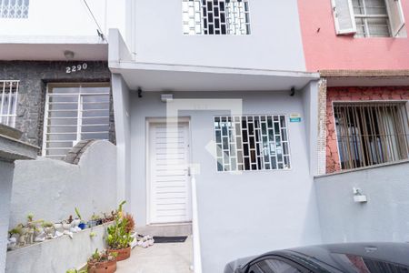 Casa à venda com 160m², 2 quartos e 1 vagaFachada
