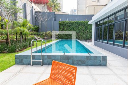 Piscina de kitnet/studio para alugar com 1 quarto, 24m² em Paraíso, São Paulo
