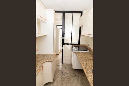 Apartamento à venda com 70m², 2 quartos e 2 vagasCozinha