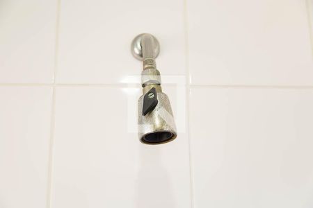 Apartamento para alugar com 60m², 2 quartos e 1 vagaBanheiro da Área de Serviço - Chuveiro