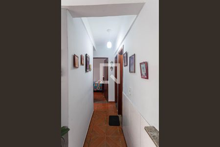 Corredor de apartamento à venda com 3 quartos, 54m² em Urca, Belo Horizonte