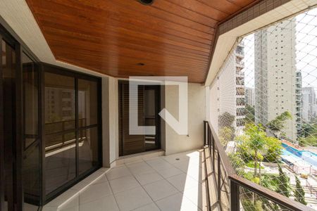 Varanda Sala e Suite 1 de apartamento para alugar com 4 quartos, 283m² em Jardim Fonte do Morumbi, São Paulo