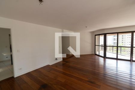 Sala de apartamento para alugar com 4 quartos, 283m² em Jardim Fonte do Morumbi, São Paulo