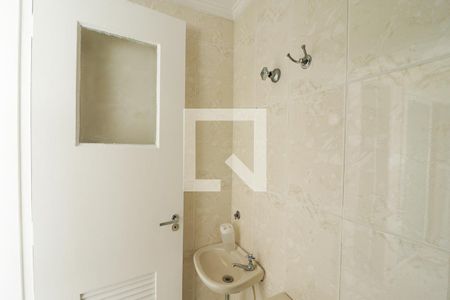 Apartamento à venda com 94m², 3 quartos e 2 vagasBanheiro de Serviço