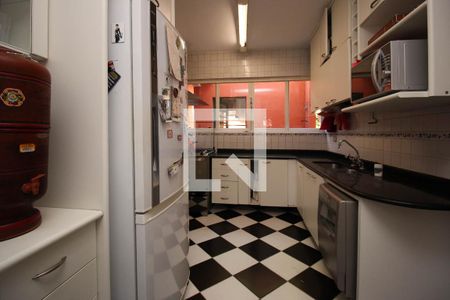 Casa à venda com 200m², 4 quartos e 2 vagasCozinha