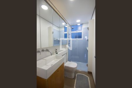 Apartamento para alugar com 72m², 2 quartos e 1 vaga Apartamento para alugar com 72m², 2 quartos e 1 vagaBanheiro