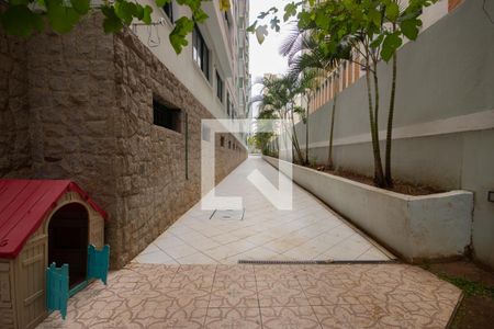 Apartamento para alugar com 72m², 2 quartos e 1 vaga Apartamento para alugar com 72m², 2 quartos e 1 vagaÁrea Comum