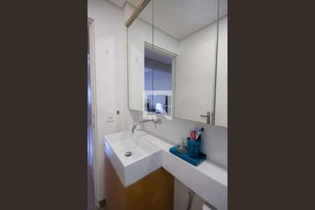Apartamento para alugar com 72m², 2 quartos e 1 vaga Apartamento para alugar com 72m², 2 quartos e 1 vagaBanheiro da Suíte