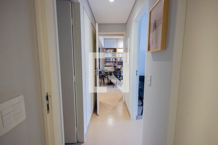 Apartamento para alugar com 72m², 2 quartos e 1 vaga Apartamento para alugar com 72m², 2 quartos e 1 vagaCorredor