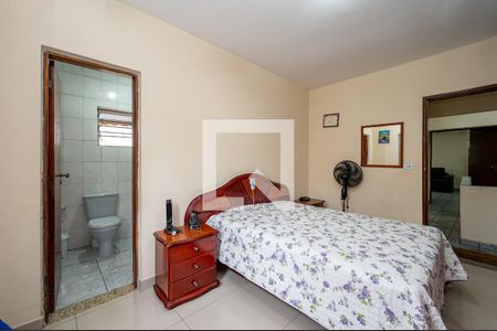 Casa à venda com 309m², 4 quartos e 2 vagasQuarto 1