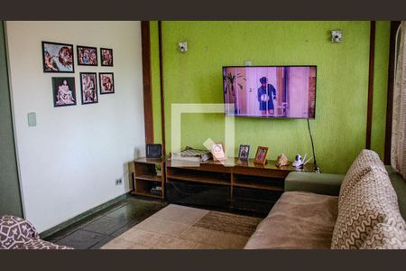 Sala de casa para alugar com 5 quartos, 275m² em Centro, Ribeirão Pires