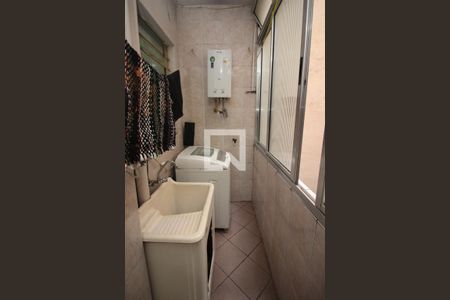 Apartamento à venda com 107m², 2 quartos e sem vaga Apartamento à venda com 107m², 2 quartos e sem vagaÁrea de Serviço