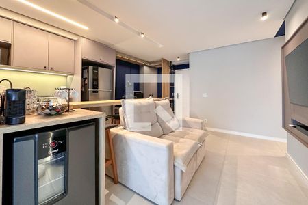 Sala de apartamento à venda com 2 quartos, 69m² em Parque Industrial Tomas Edson, São Paulo