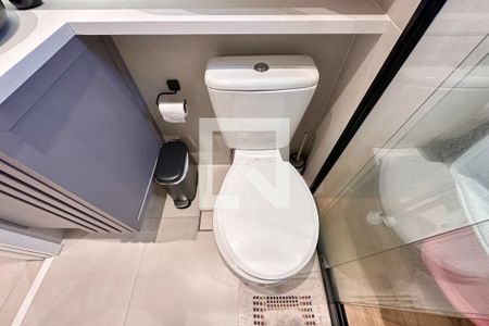 Apartamento à venda com 69m², 2 quartos e 1 vaga Apartamento à venda com 69m², 2 quartos e 1 vagaBanheiro Social