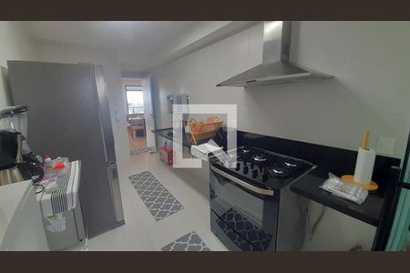 Apartamento para alugar com 117m², 3 quartos e 2 vagas Apartamento para alugar com 117m², 3 quartos e 2 vagasCozinha
