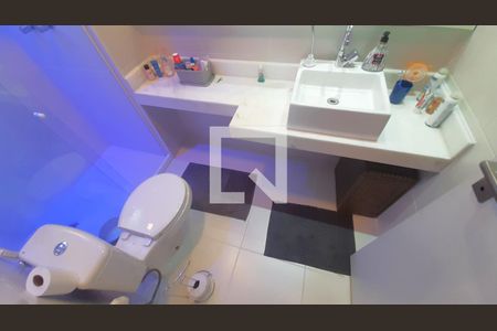 Apartamento para alugar com 117m², 3 quartos e 2 vagas Apartamento para alugar com 117m², 3 quartos e 2 vagasBanheiro da Suíte 2