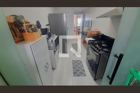 Apartamento para alugar com 117m², 3 quartos e 2 vagas Apartamento para alugar com 117m², 3 quartos e 2 vagasCozinha