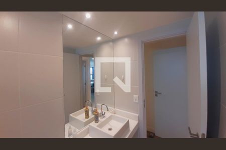 Apartamento para alugar com 117m², 3 quartos e 2 vagas Apartamento para alugar com 117m², 3 quartos e 2 vagasBanheiro da Suíte 1