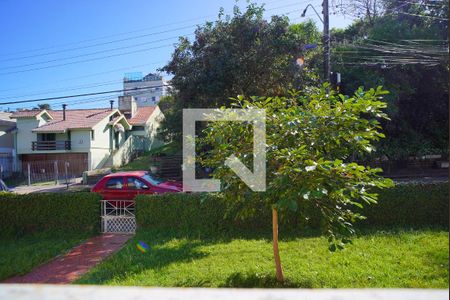 Sala - Vista de casa à venda com 3 quartos, 450m² em Jardim Lindóia, Porto Alegre