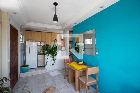 Apartamento à venda com 43m², 2 quartos e 1 vaga Apartamento à venda com 43m², 2 quartos e 1 vagaSala