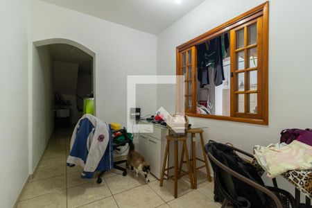 Corredor de casa à venda com 2 quartos, 131m² em Chácara Agrindus, Taboão da Serra