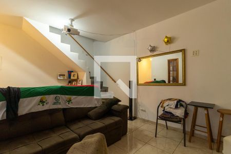 Sala de TV de casa à venda com 2 quartos, 131m² em Chácara Agrindus, Taboão da Serra