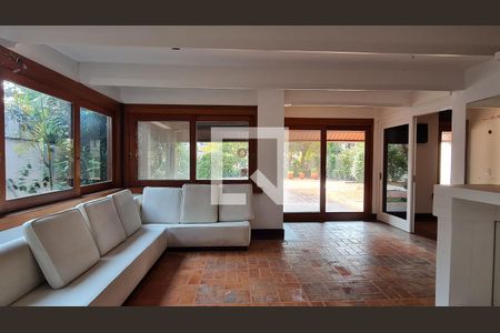 Casa para alugar com 888m², 3 quartos e 1 vaga Casa para alugar com 888m², 3 quartos e 1 vagaChurrasqueira