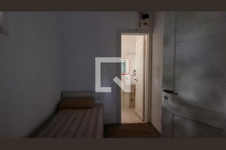 Casa para alugar com 888m², 3 quartos e 1 vaga Casa para alugar com 888m², 3 quartos e 1 vagaQuarto da garagem