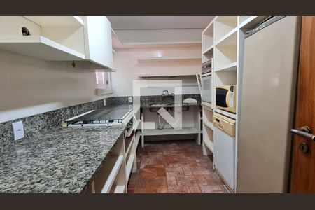 Casa para alugar com 888m², 3 quartos e 1 vaga Casa para alugar com 888m², 3 quartos e 1 vagaCozinha