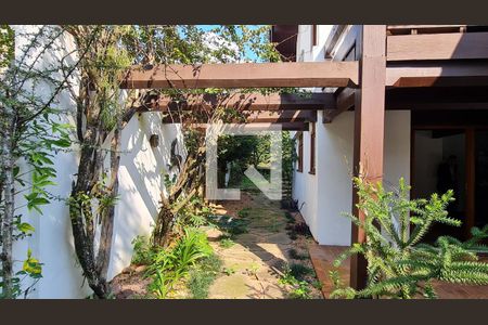 Casa para alugar com 888m², 3 quartos e 1 vaga Casa para alugar com 888m², 3 quartos e 1 vagaÁrea externa