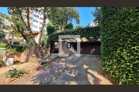 Casa para alugar com 888m², 3 quartos e 1 vaga Casa para alugar com 888m², 3 quartos e 1 vagaFachada da casa