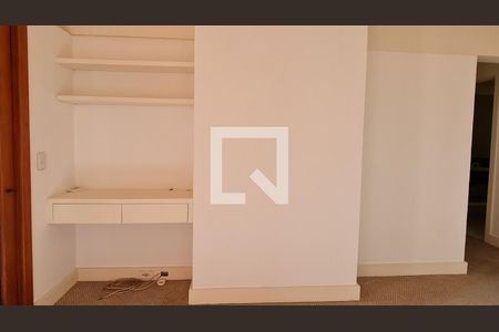 Casa para alugar com 888m², 3 quartos e 1 vaga Casa para alugar com 888m², 3 quartos e 1 vagaSuite 2
