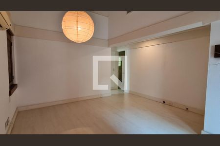 Casa para alugar com 888m², 3 quartos e 1 vaga Casa para alugar com 888m², 3 quartos e 1 vagaSuite 3