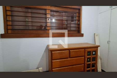 Casa para alugar com 888m², 3 quartos e 1 vaga Casa para alugar com 888m², 3 quartos e 1 vagaQuarto de serviço