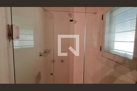 Casa para alugar com 888m², 3 quartos e 1 vaga Casa para alugar com 888m², 3 quartos e 1 vagaBanheiro da Suíte 3