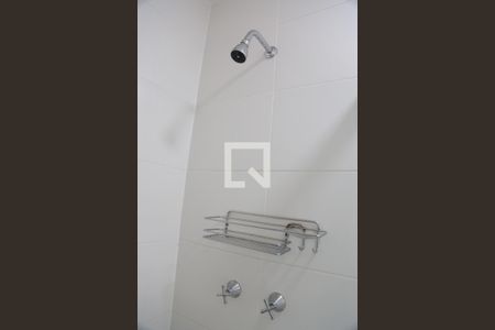 Banheiro de apartamento à venda com 1 quarto, 42m² em Umuarama, Osasco