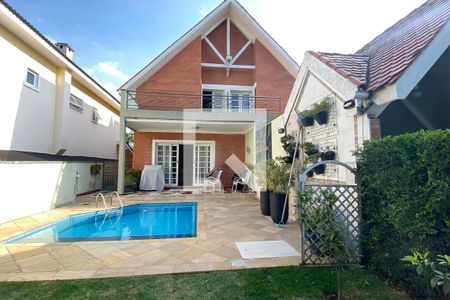 Casa de condomínio à venda com 320m², 4 quartos e 4 vagasPiscina